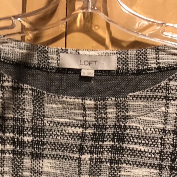 New LOFT Top - Picture 4 of 7